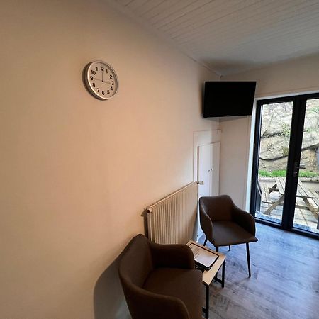 Appartement 4 Personnes, 1 Chambre, Terrasse, Wifi, Proche Du Centre La Bourboule Eksteriør bilde